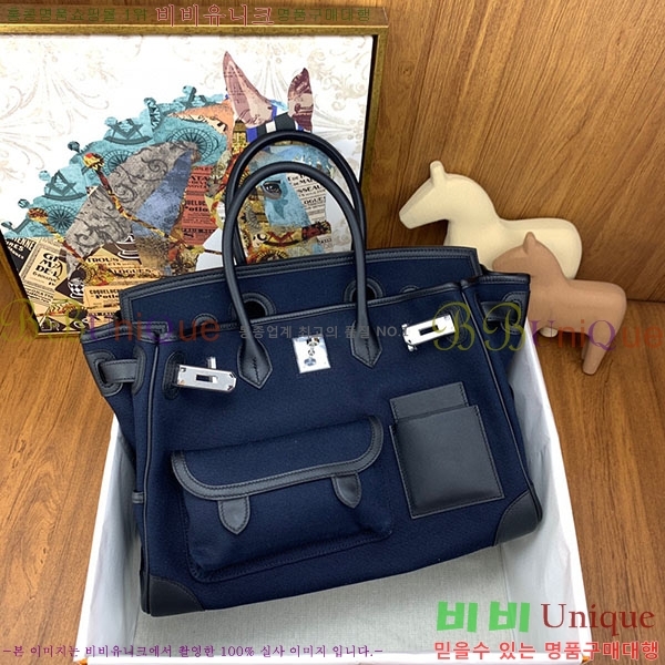 #�����޽� ĵ���� ī�� ��Ų�� 35 HE412578-4