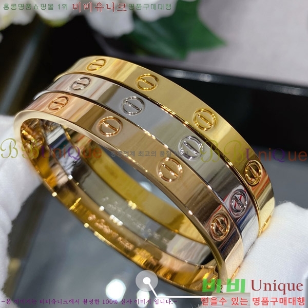 �������� ��쿡 LOVE �극�̽��� �̵�� CR3000045-1