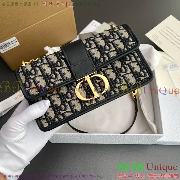 #��� 30 ������ �̽�Ʈ ����Ʈ ü�� �� M9334-307