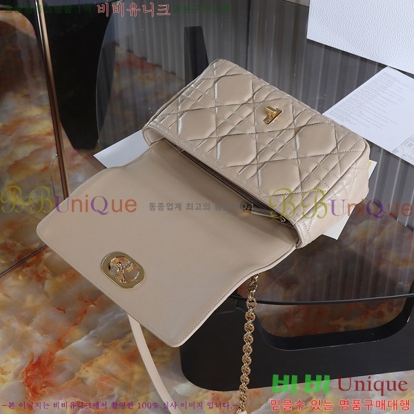#��� �̵� ī�ι� D922500-4