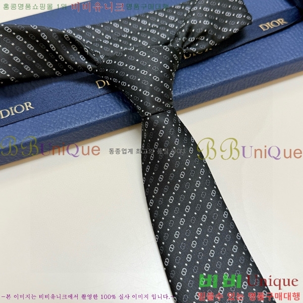 ��� ��Ÿ�� HQ523612