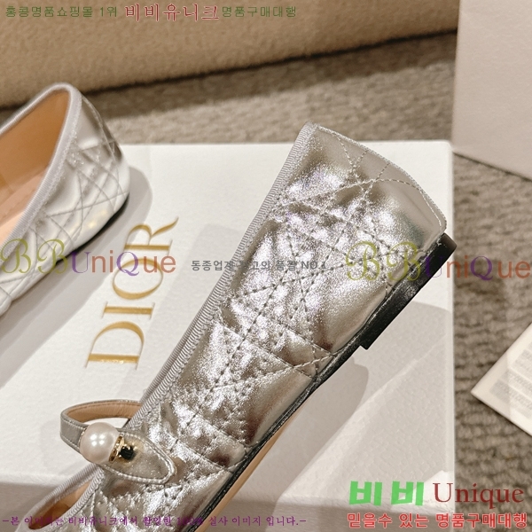 ��� �޸����� �÷����� 28DL2592612-9
