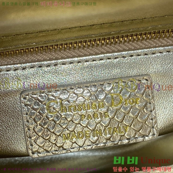 #��� ���̵�� �̴� M0505-70618