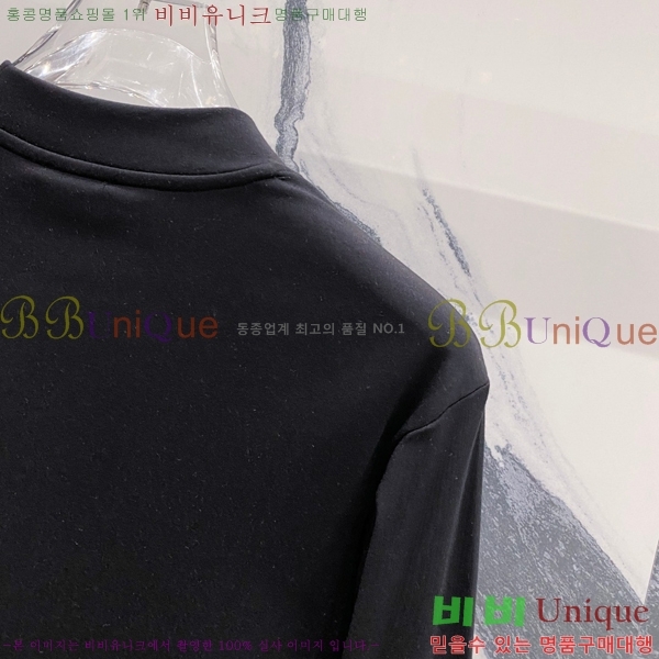 ���� ��**�� ���� Ƽ���� MO2716944-1