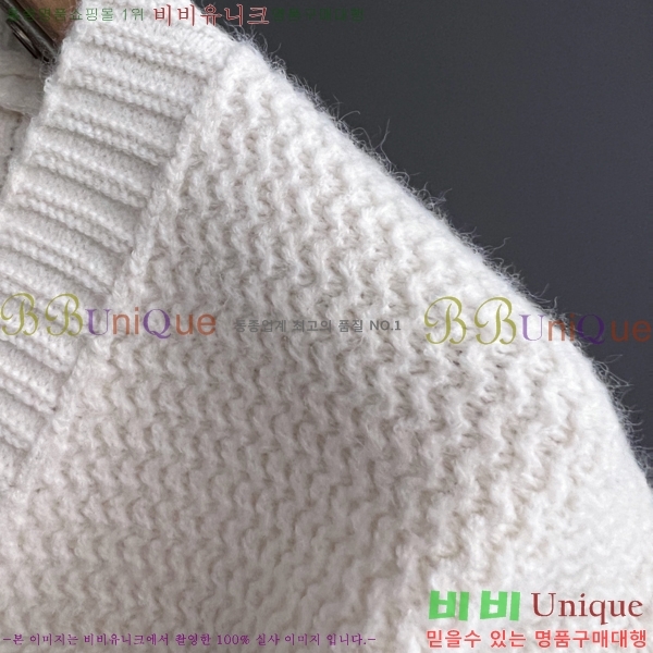 ���� ��**�� ����� MO96702