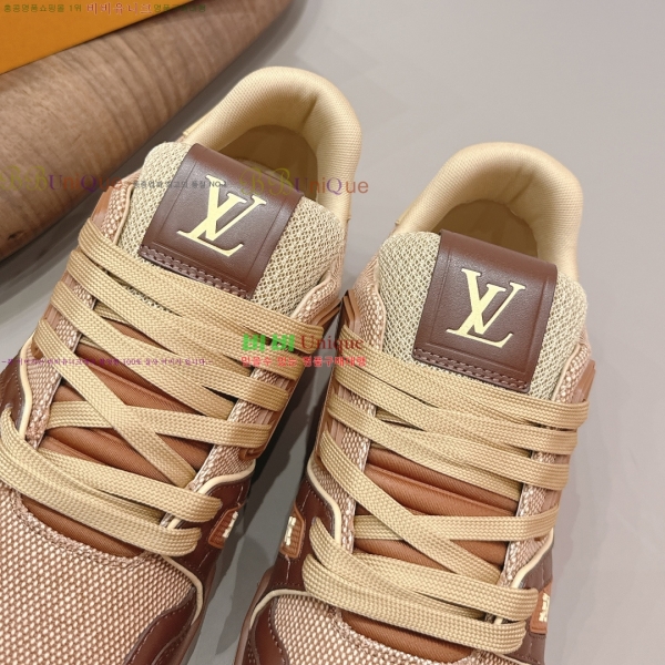 �������� LV Ʈ���̳� ����Ŀ�� 47LV262251-6