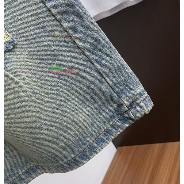 ���� �߷��þư� �ݹ��� BA136758