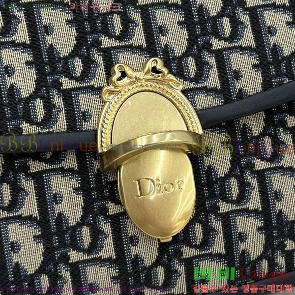 #��* �޴޸��� �÷� �� �̵�� M3922-101