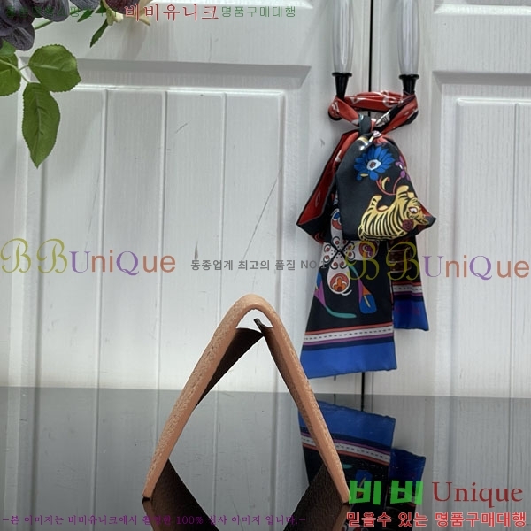 #����*�� �н���Ʈ Ŀ�� M27677-103