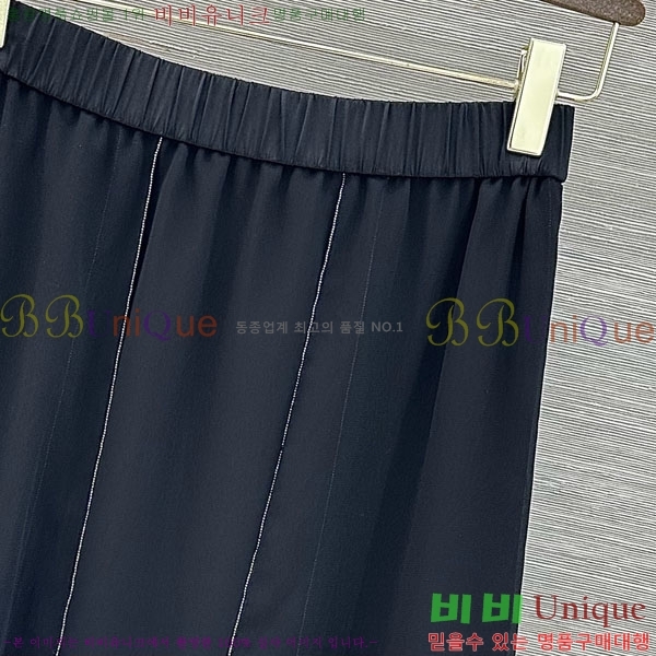 ���� ���ڷ� ��ġ�ڸ� ��ĿƮ BC33463-15