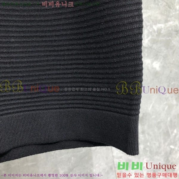 ���� ����� ī�� ����Ƽ TB971640-1