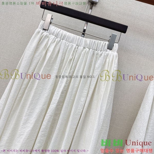 ���� ���ڷ� ��ġ�ڸ� ��ĿƮ BC342457-4