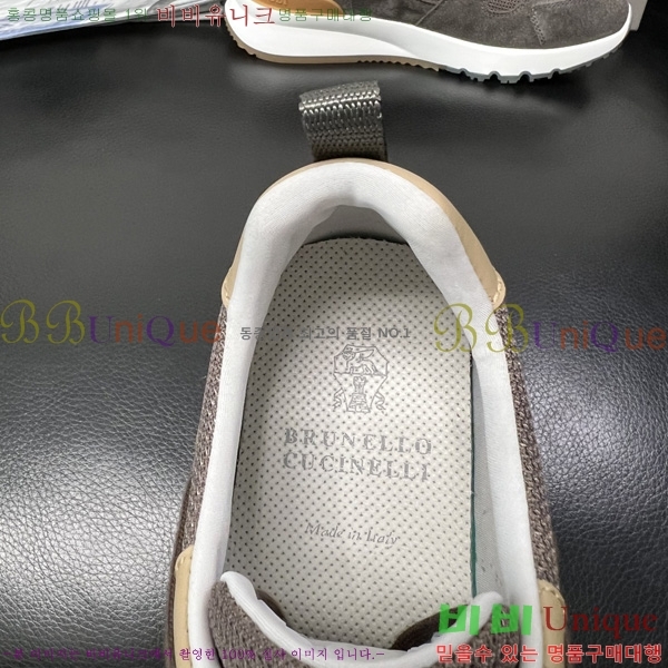���� ���ڷ� ��ġ�ڸ� ����Ŀ�� BC33336045-2