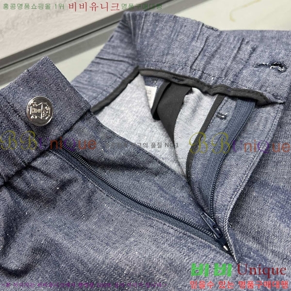 ���� ���ڷ� ��ġ�ڸ� �ݹ��� BC264753-1