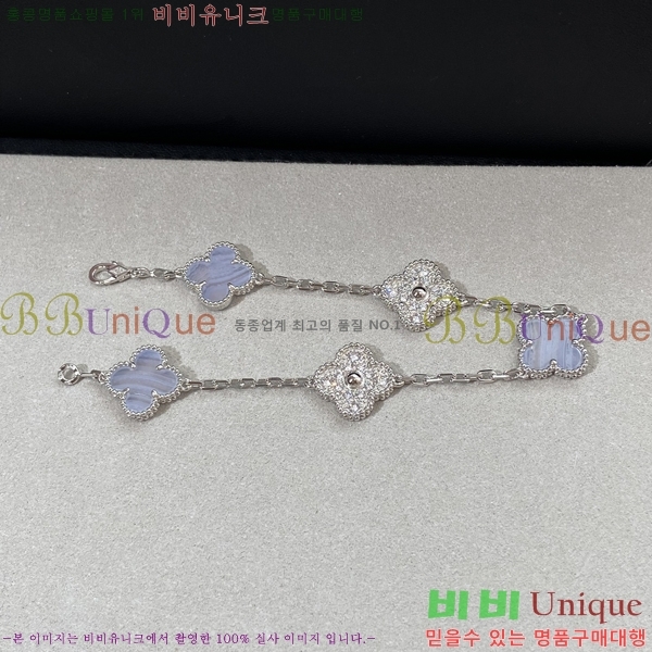 ��Ŭ�������� ���Ժ�� 5�� ��Ƽ�� ���� 22VA266164-1