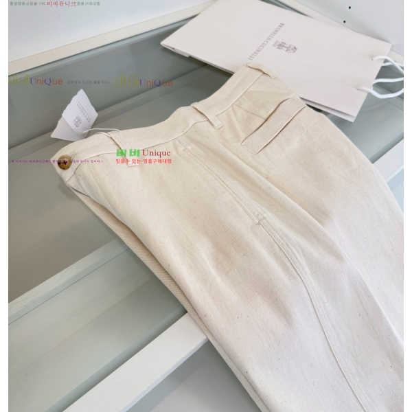 ���� ���ڷ� ��ġ�ڸ� û���� BC247385
