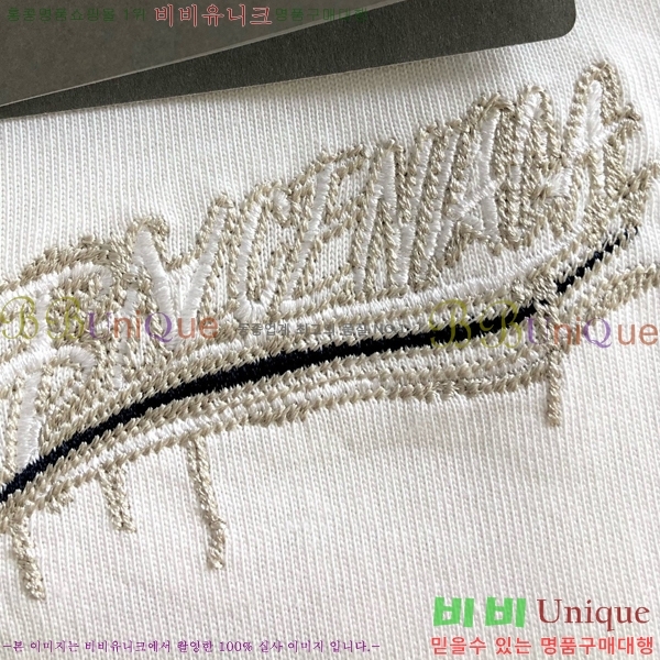 ���� �߷��þư� ���� Ƽ���� BA425386-1