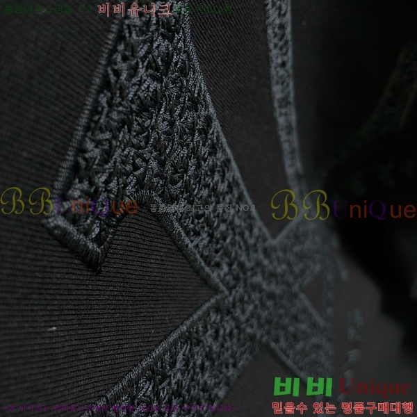 ���� ���̺��� ���� Ƽ���� LV615270-4