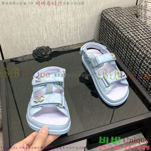 ��* ���� 31CH6752517-4