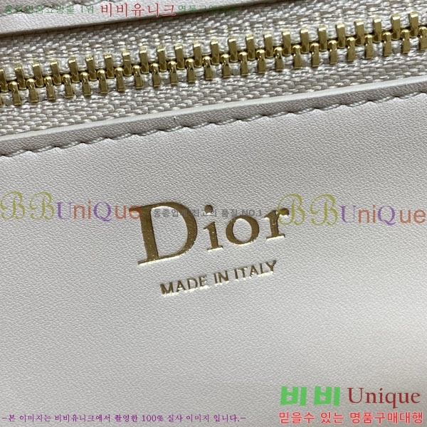 #��* �޴޸��� �÷� �� �̵�� M3922-201