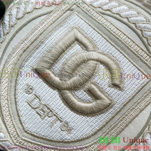 ���� ��ü�ذ��ٳ� ���� Ƽ���� D978256