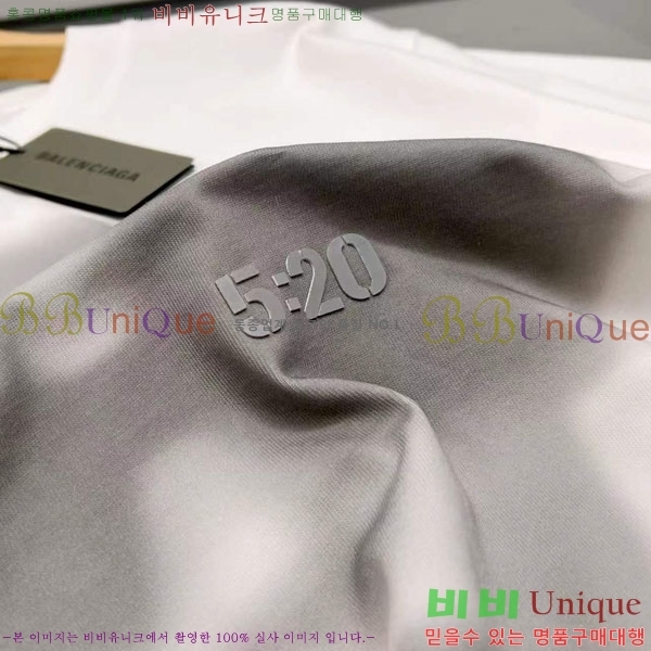 ���� �߷��þư� ���� Ƽ���� BA424032-1