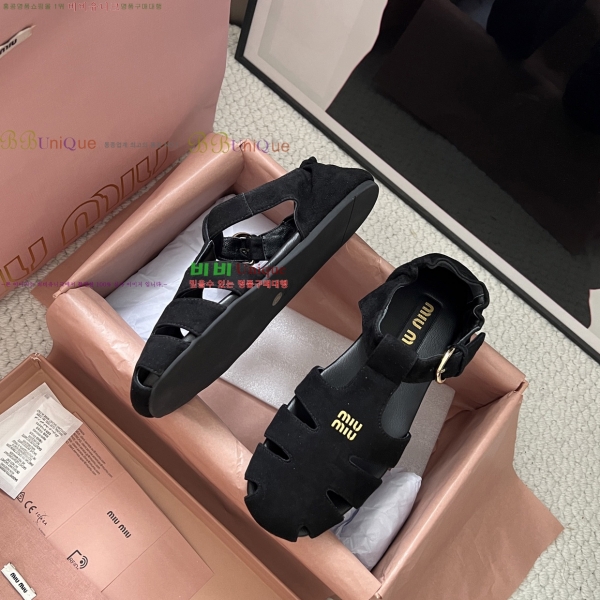 ���� �̿�̿� ���� 33MU266137-2