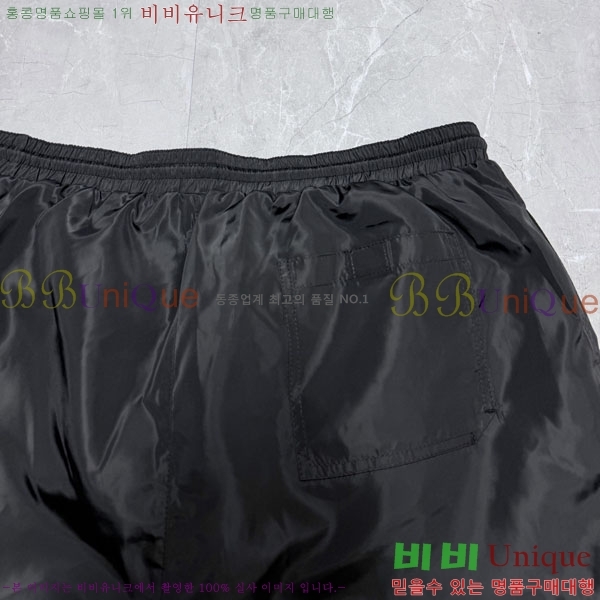 ���� ���ڷ� ��ġ�ڸ� �ݹ��� BC756516-1