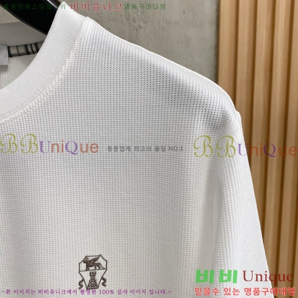 ���� ���ڷ� ��ġ�ڸ� ���� Ƽ���� BC631584-1