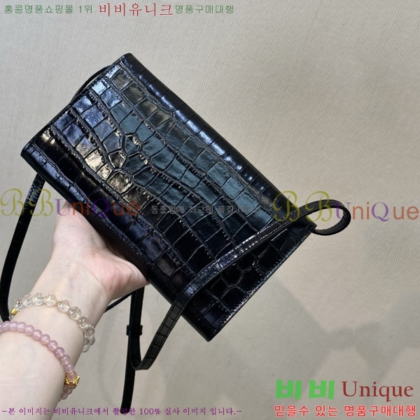 #��* ü�� �޸� Ŭ��ġ�� AP5233-1002