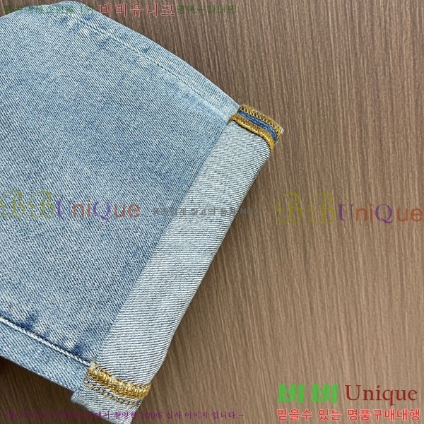 ���� ���ڷ� ��ġ�ڸ� û���� BC247389