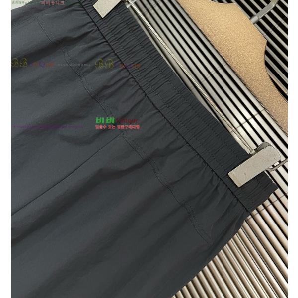���� �߷��þư� �ݹ��� BA136954-1