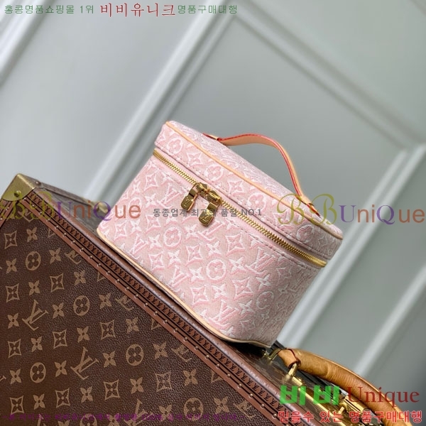 #����*�� �Ͻ� �̴� ����Ƽ ���̽� M29667-101
