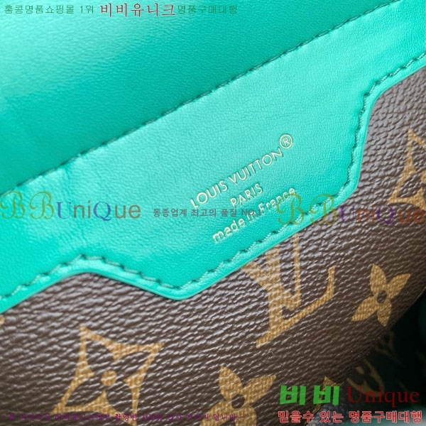 #����*�� ��ī�� ���ǵ� M30327-102