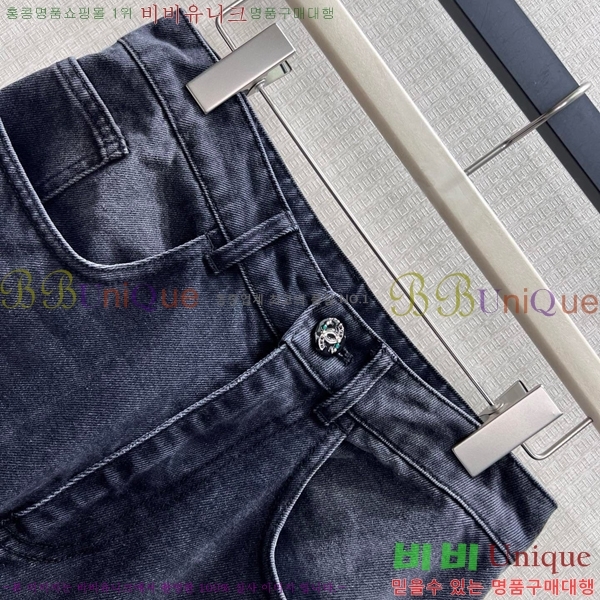 ���� ��* ���� ���� CH4456457-18