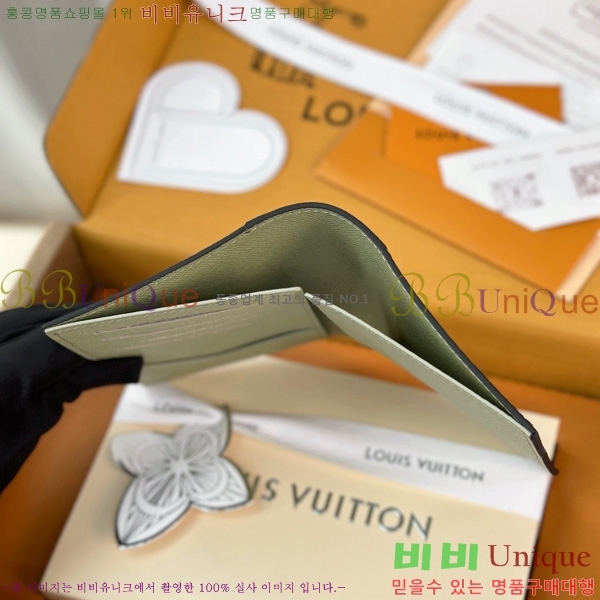 #����*�� �н���Ʈ Ŀ�� �������� M28640-70
