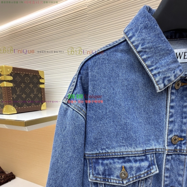 ���� �ο��� û���� 30LW268215-1