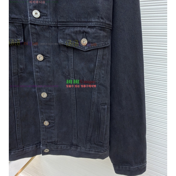 ���� �ο��� û���� 30LW268215-2