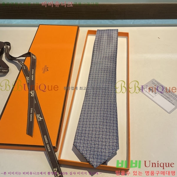 #�����޽� ��Ÿ�� HQ523633-3