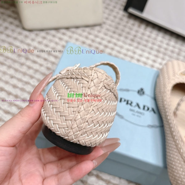 ����� �޸����� �÷����� 32PR268202-2