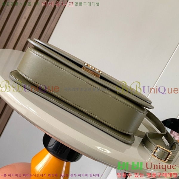 #�ο��� Goya ũ�ν��� LOEW9067-106