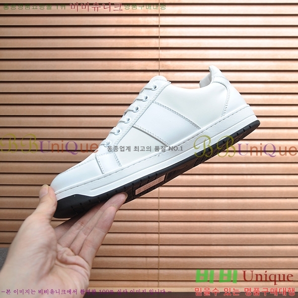 ���� ��*�� ����Ŀ�� PD605542