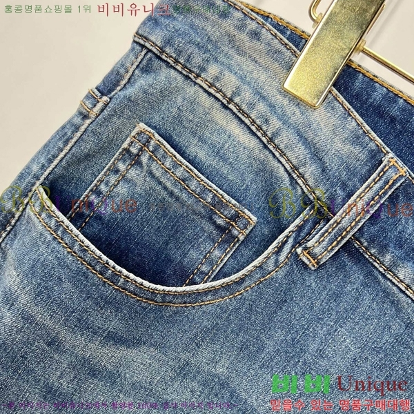 ���� ũ������ ���̵� �� û���� 26HV26833-2