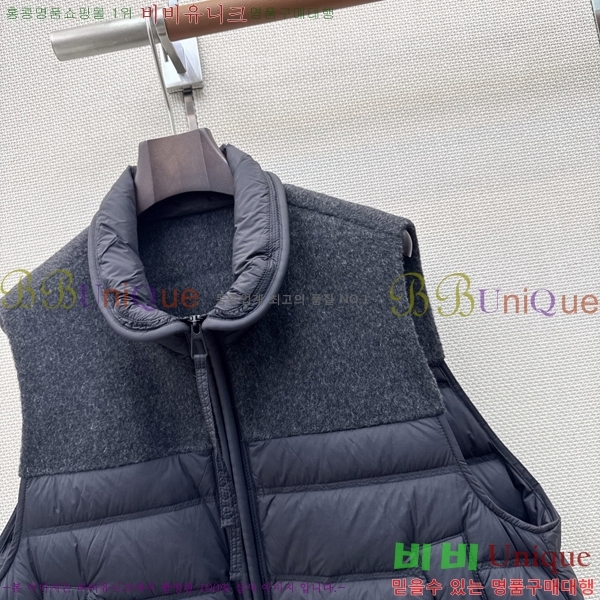 ���� ��**�� �ٿ� �е� ���� MAX0567088-17