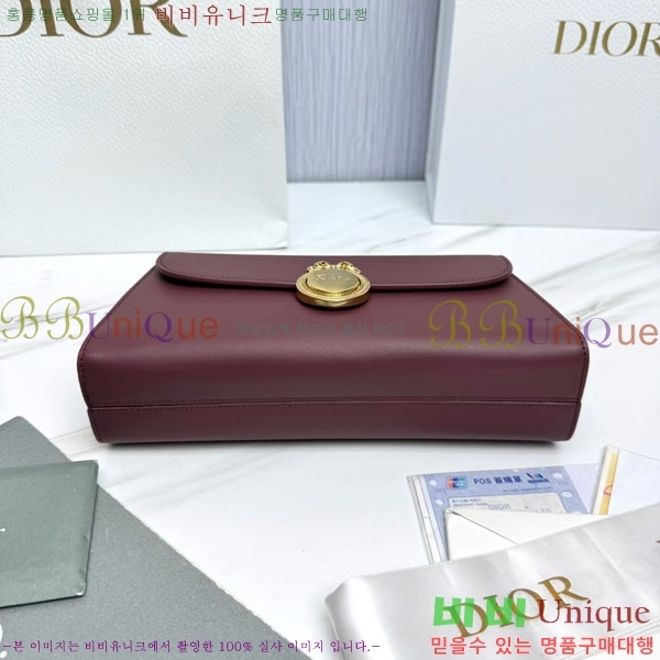 #��* �޴޸��� �Ŀ�ġ M3671-1002