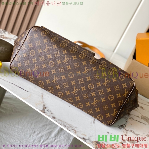 #����*�� �׹�����Ǯ ī�� M2A617-500