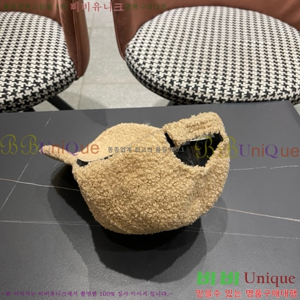 ��**�� ���� M300952-2