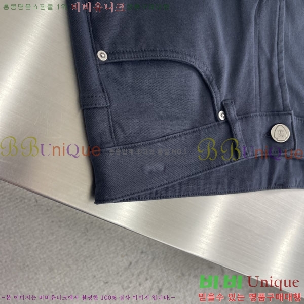 ���� ���ڷ� ��ġ�ڸ� û���� BC247402-2