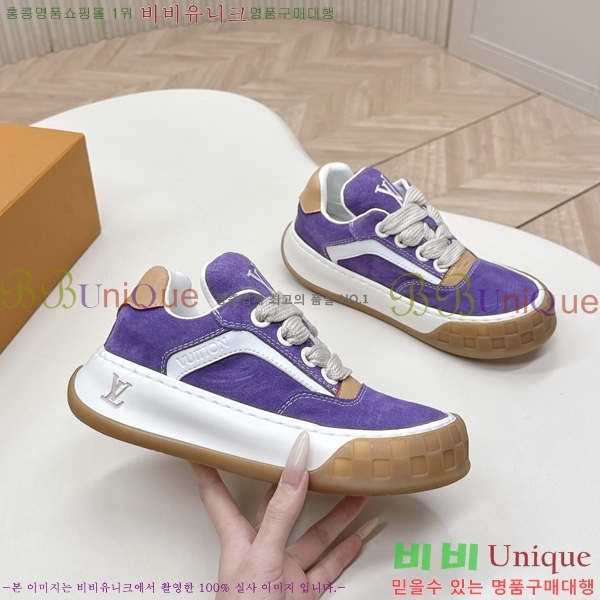 �������� ���̺��� Tilted Sneaker ����Ŀ�� LV402282-11