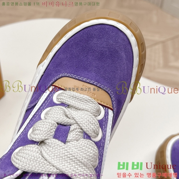 �������� ���̺��� Tilted Sneaker ����Ŀ�� LV402282-11